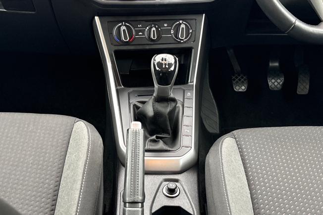 VOLKSWAGEN Polo Photo 33