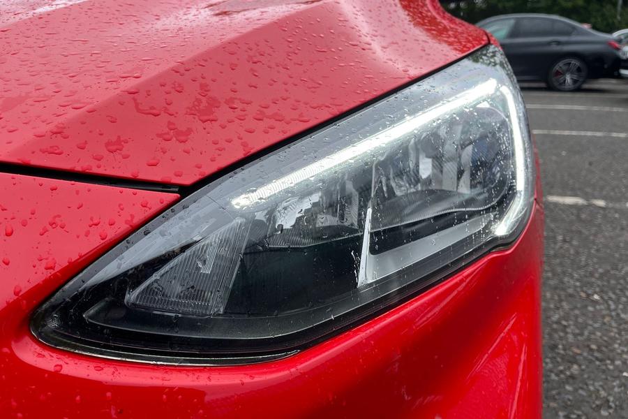 Ford FOCUS Photo autoimg-19ea100fe31e10dc41e0a30b57fb15371443caab.jpg