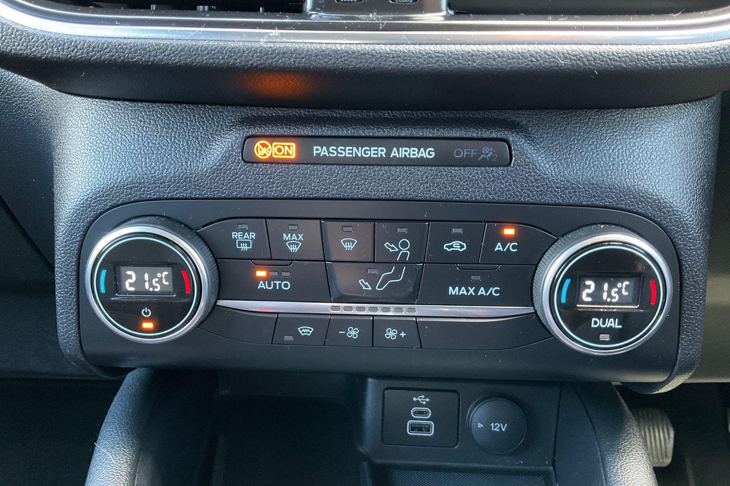 Ford Kuga Photo 29