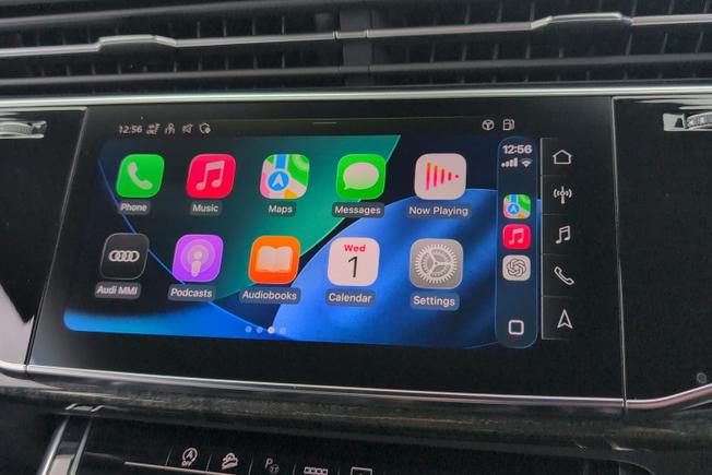 AUDI Q8 Photo 33