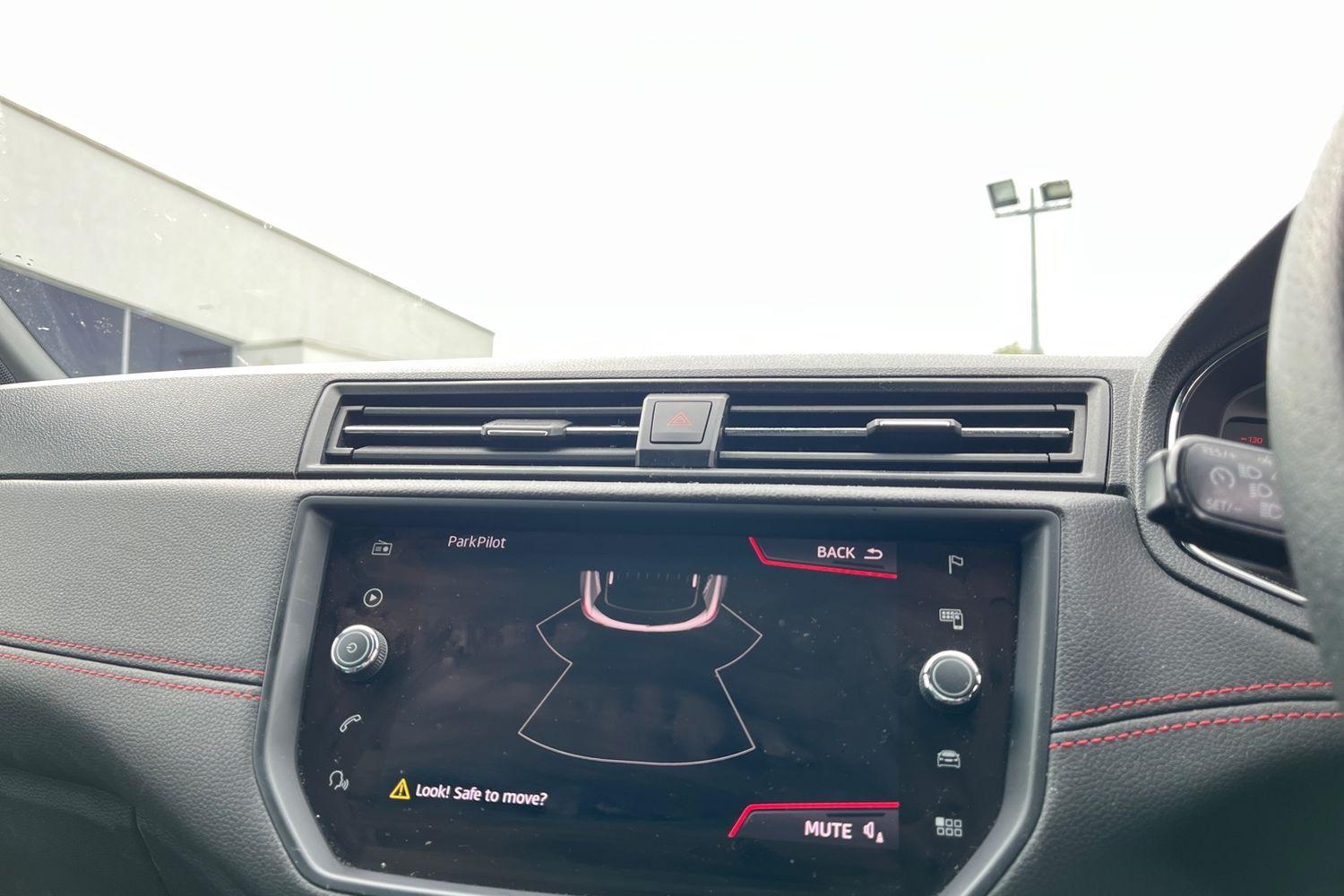 SEAT ARONA Photo 27
