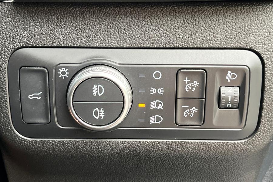 Ford KUGA Photo autoimg-19f72e9959d4b36fc2cc754b96c53fe5da7c4655.jpg