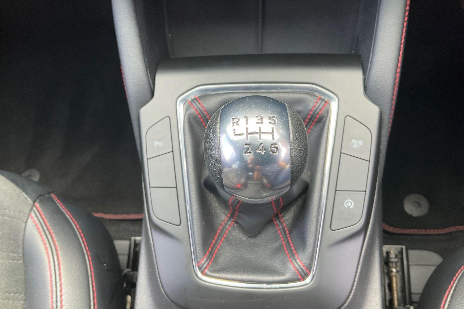Ford KUGA Photo 29
