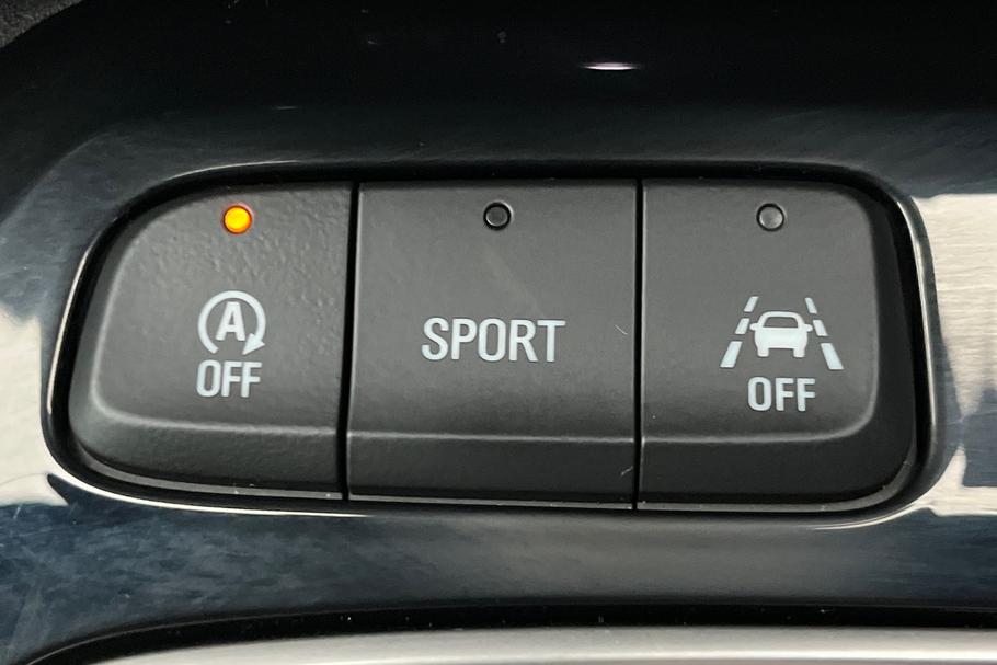 Used Vauxhall CORSA VN75BGK 35