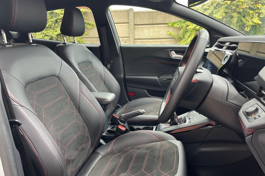 Ford PUMA Photo autoimg-19fcb504832814fce235c5920f347cc0d8c8b864.jpg
