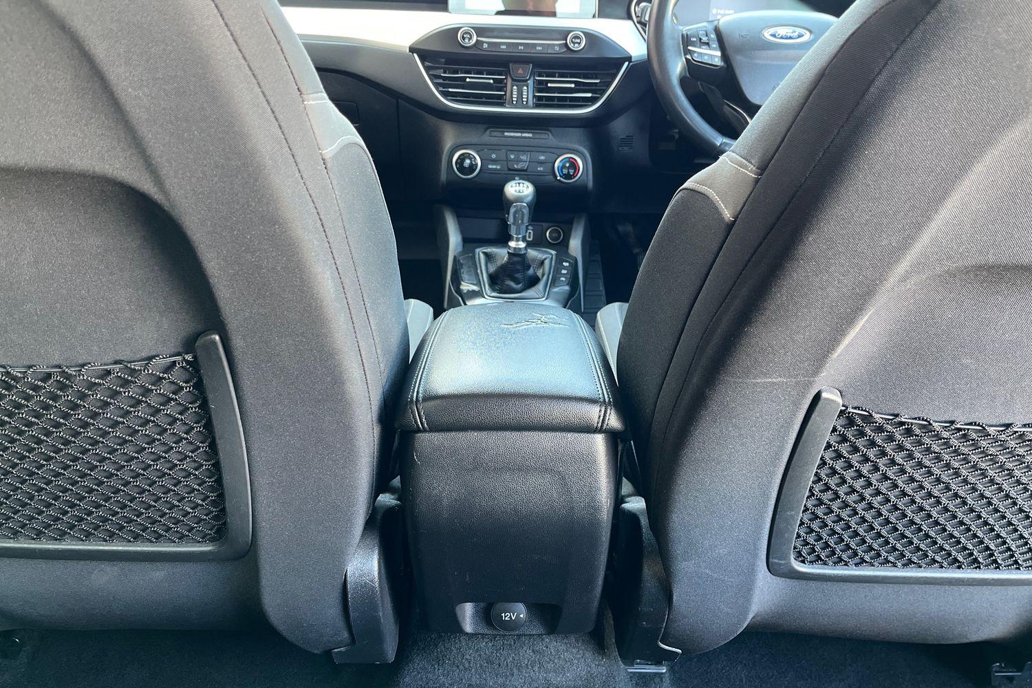 Ford Focus Photo 26