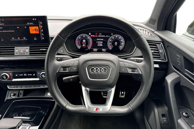 AUDI Q5 Photo 11