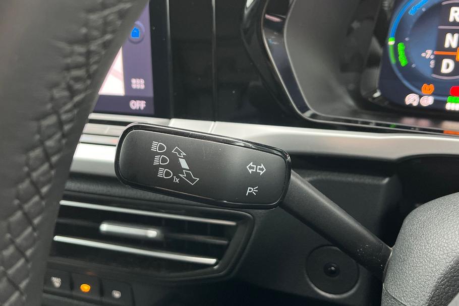 Used FORD TRANSIT CONNECT WV75YMD 28