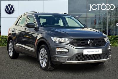 2021 VOLKSWAGEN T-ROC 1.5 TSI EVO SE 5dr at JCT600