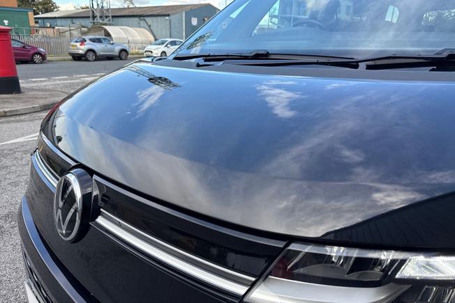 VOLKSWAGEN Multivan Photo 38