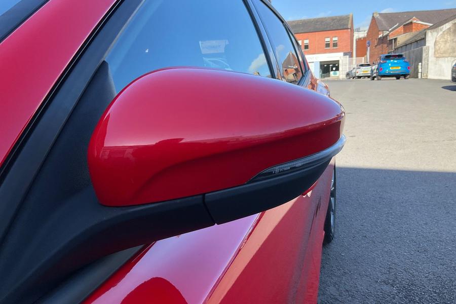 Ford FOCUS Photo autoimg-1a029e3e64d36356c1554066f270e9ca5f45114a.jpg