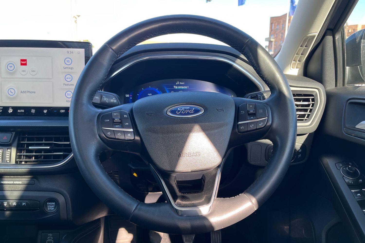Ford FOCUS Photo 11