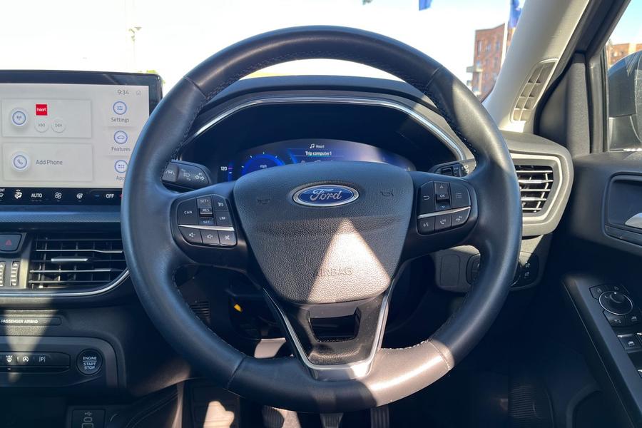 Ford FOCUS Photo autoimg-1a03e313bca8c773787d6d3059eb049aa7e00b3a.jpg