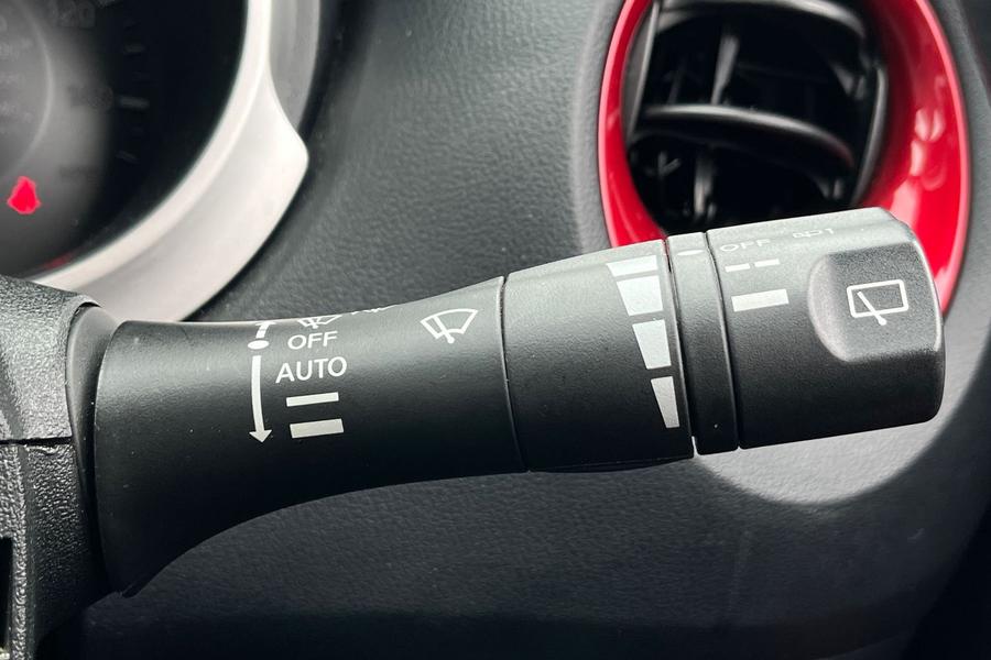 Nissan JUKE Photo autoimg-1a068c431cbdb50235dac13a94ab064e8c540b8e.jpg