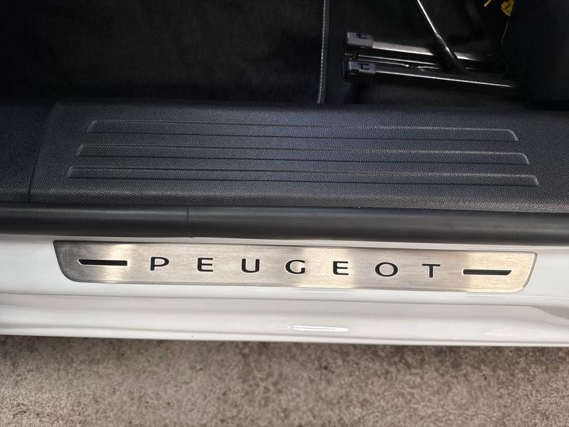 Used Peugeot 2008 EO72YCC 42