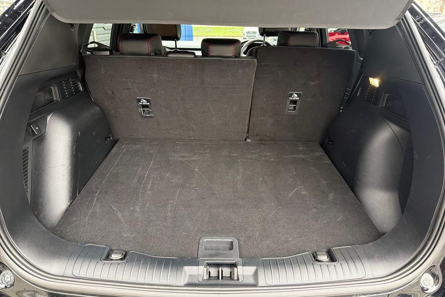 Ford KUGA Photo autoimg-1a0a8e7ef937e17e73a8c479dd8f416e9067a16c.jpg