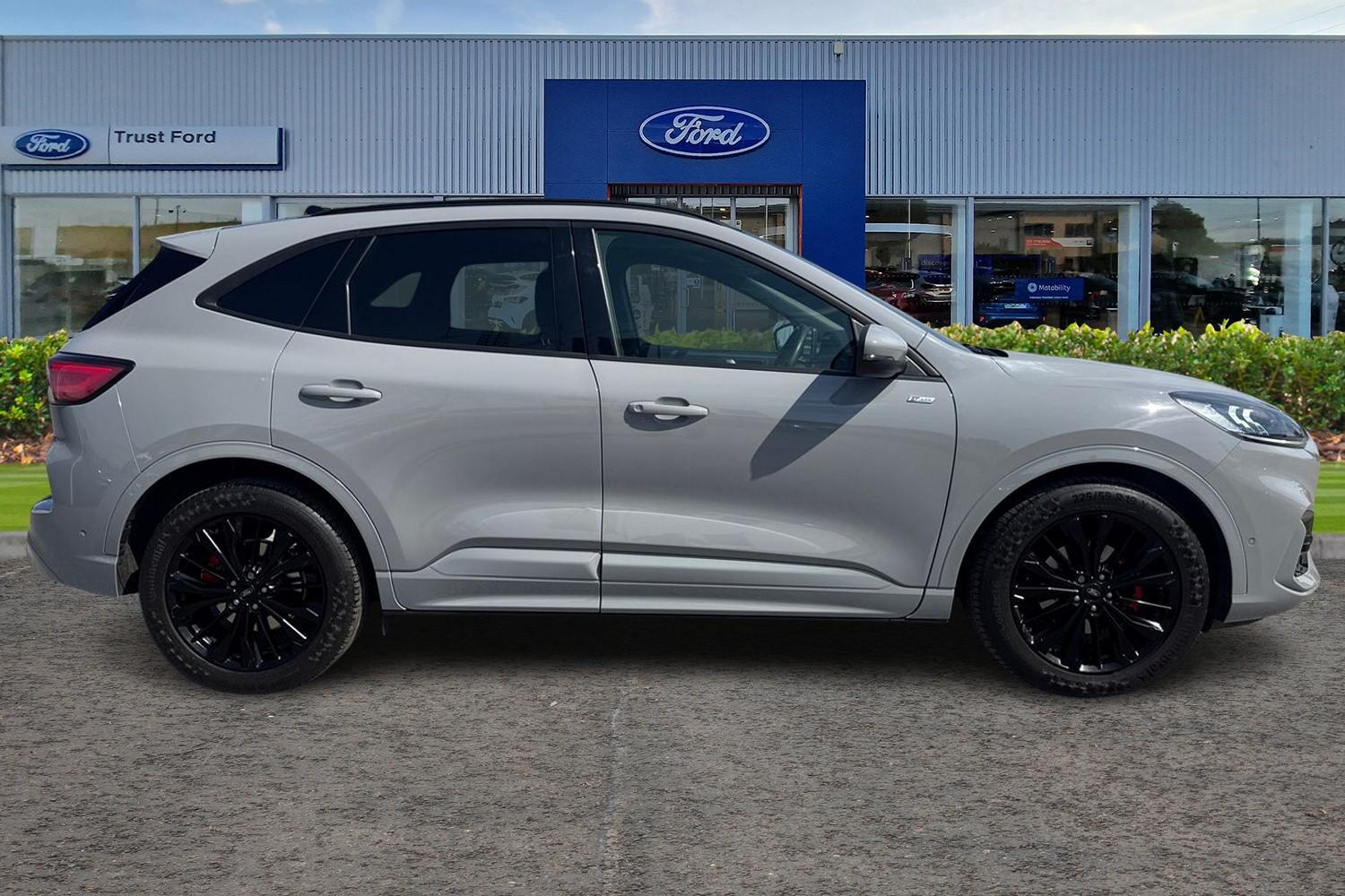 Ford KUGA Photo 2