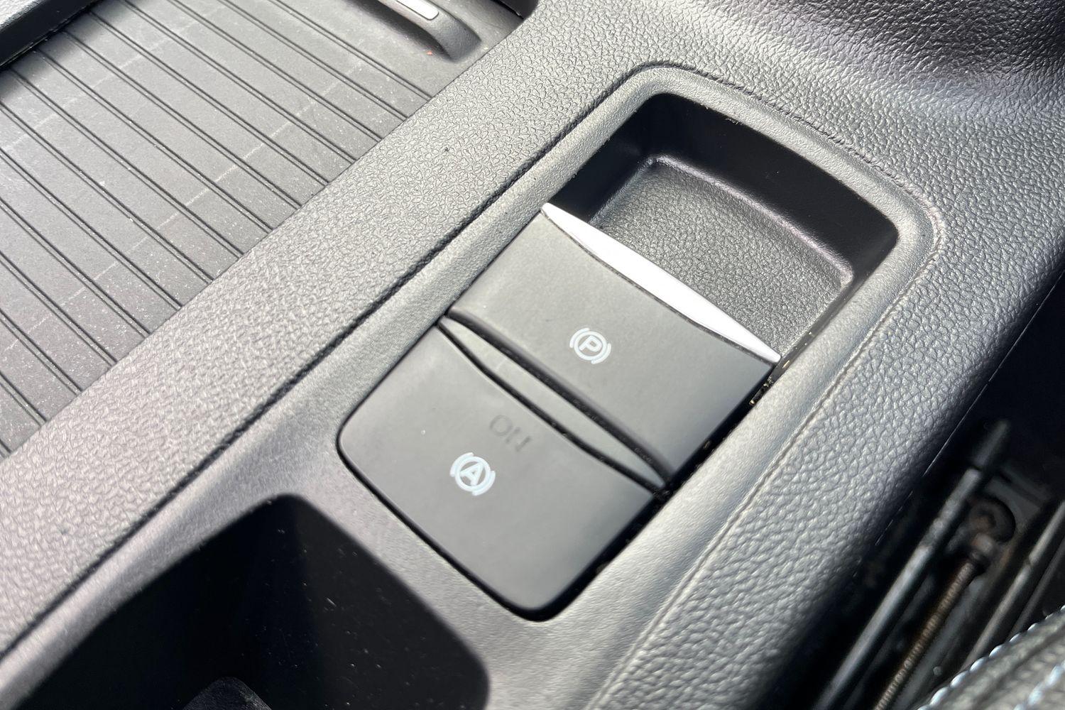 Ford FOCUS Photo 34