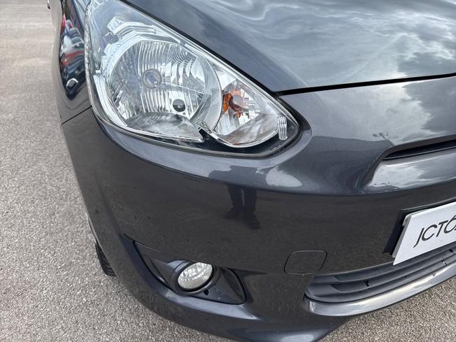 MITSUBISHI Mirage Photo 19