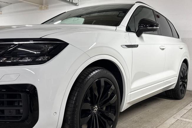 VOLKSWAGEN Touareg Photo 34