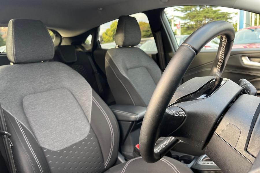 Ford PUMA Photo autoimg-1a13112c45e4fe3b7b3f2dce9071050622bb86bb.jpg
