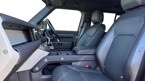 Land Rover Defender Photo autoimg-1a13188d14e835fedf9af719e833410f320b9b41.jpg