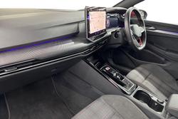 VOLKSWAGEN Golf Photo 2