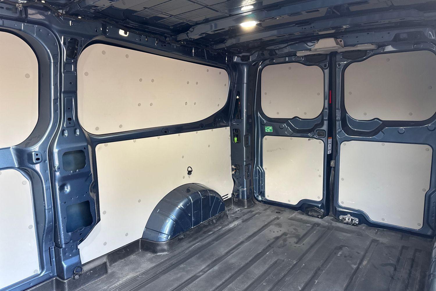 Ford TRANSIT CUSTOM Photo 3