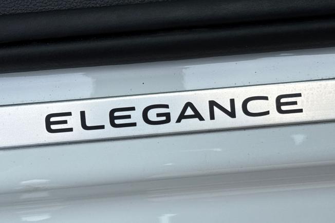 VOLKSWAGEN Passat Photo 33