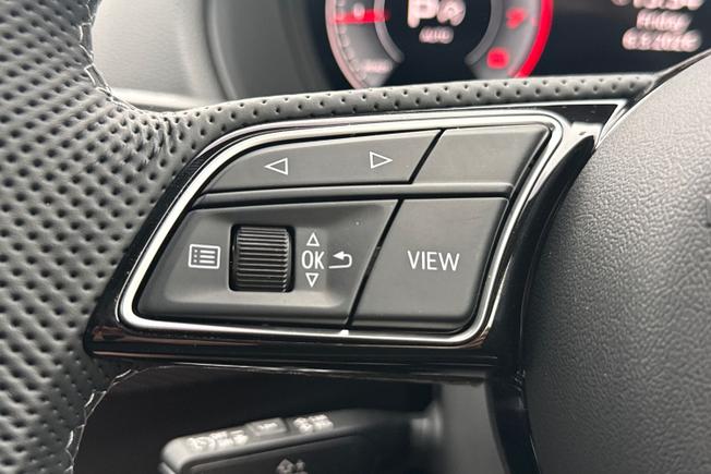 AUDI Q2 Photo 16