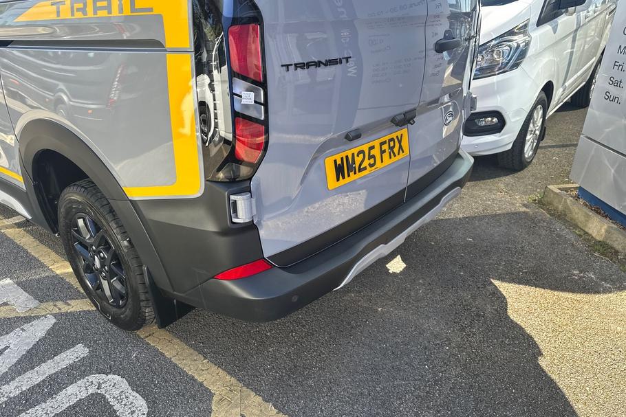 Used FORD TRANSIT CUSTOM WM25FRX 18