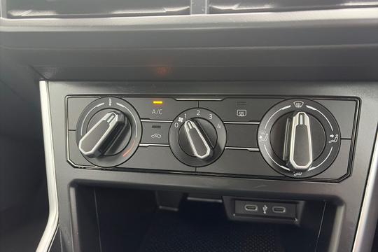 Volkswagen Polo Photo autoimg-1a25546f59c9f51a3c6bef23f548fe5da7d4e912.jpg