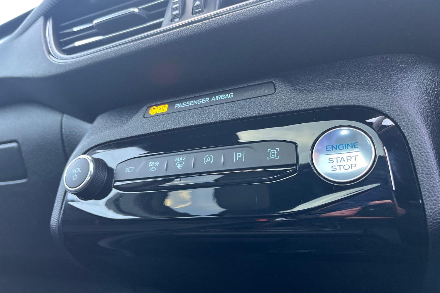 Ford KUGA Photo 21