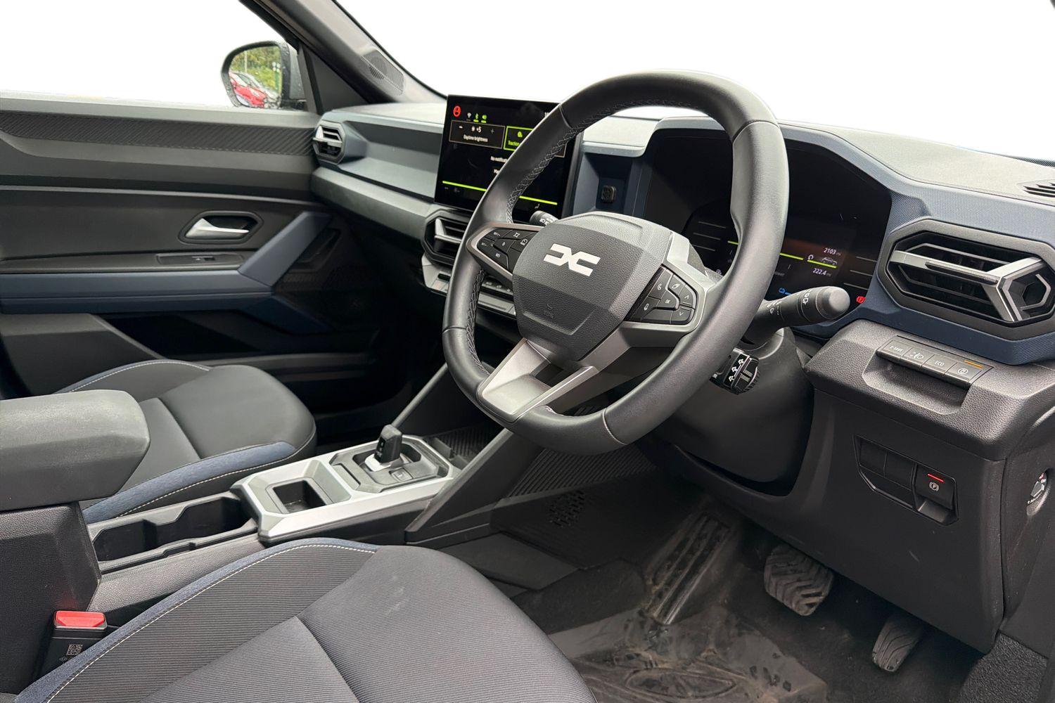 Dacia DUSTER Photo 8