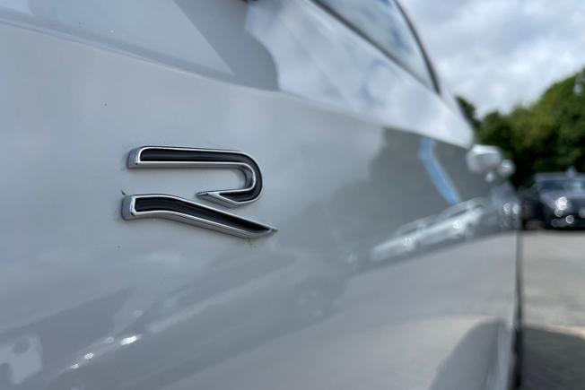 VOLKSWAGEN Golf Photo 25