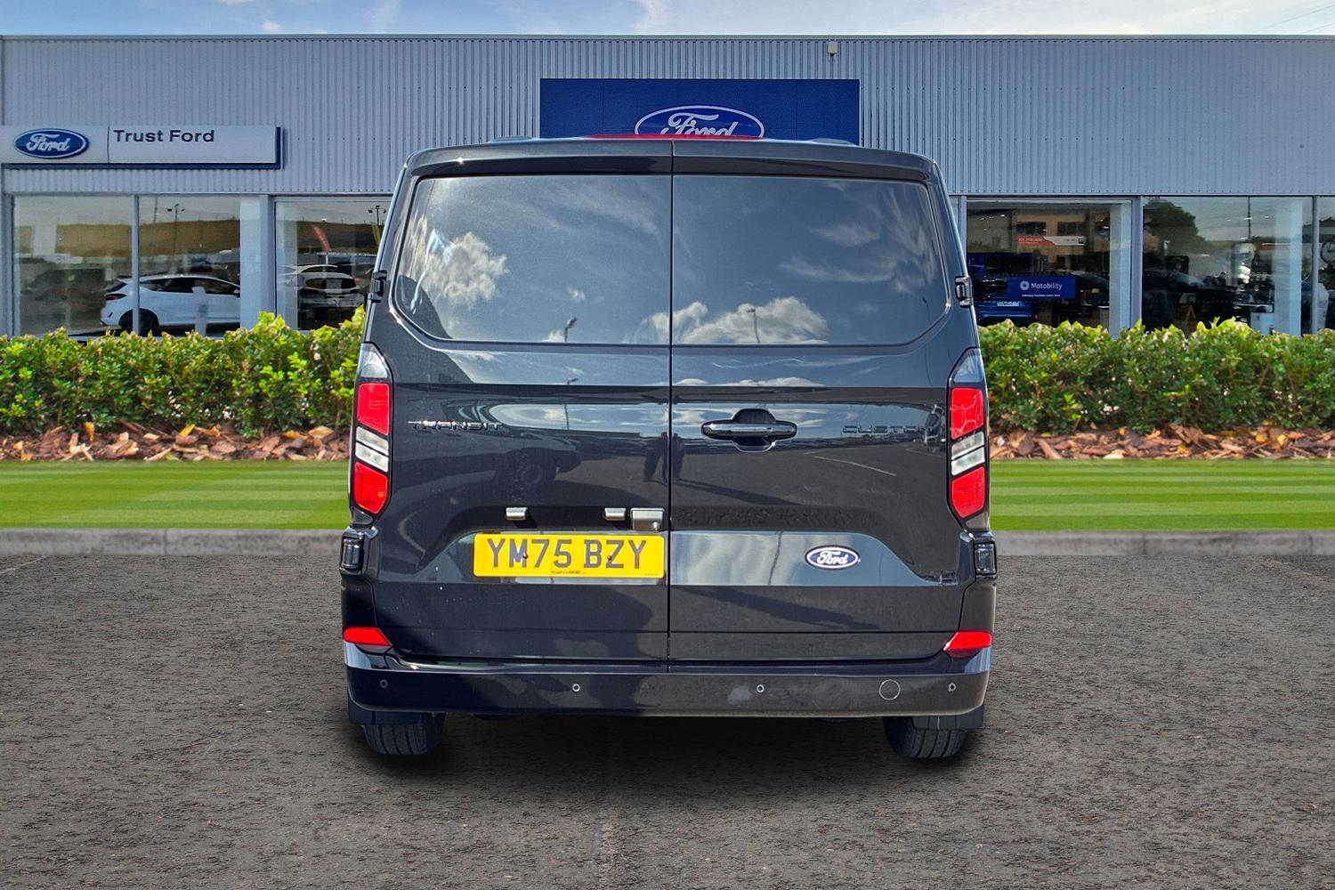 Ford TRANSIT CUSTOM Photo 12