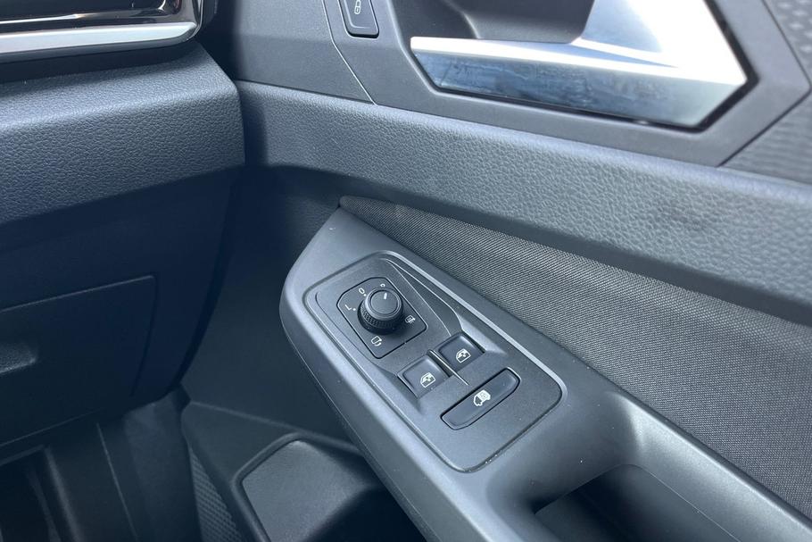 Used Ford TRANSIT CONNECT BG75DRZ 8