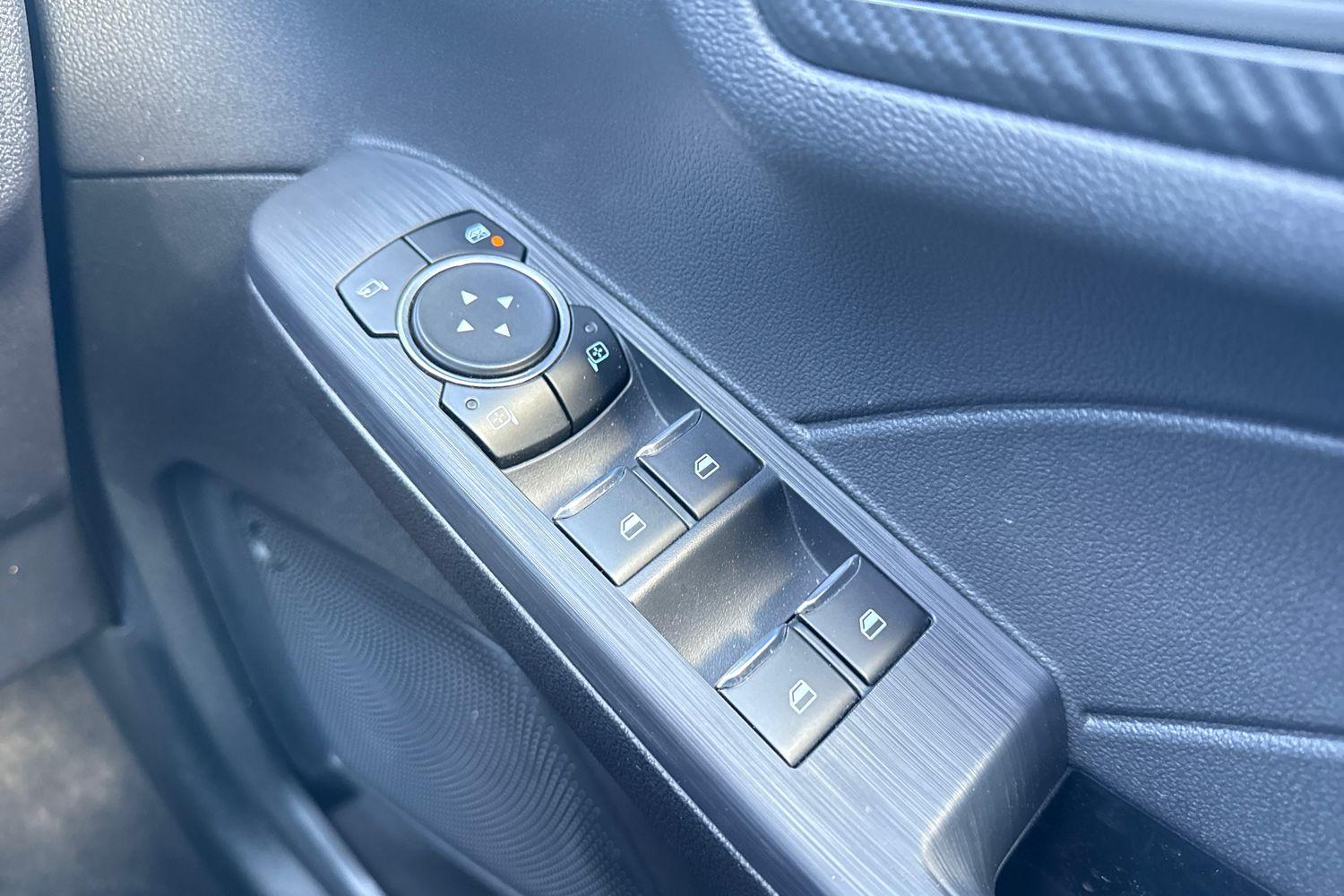 Ford KUGA Photo 15