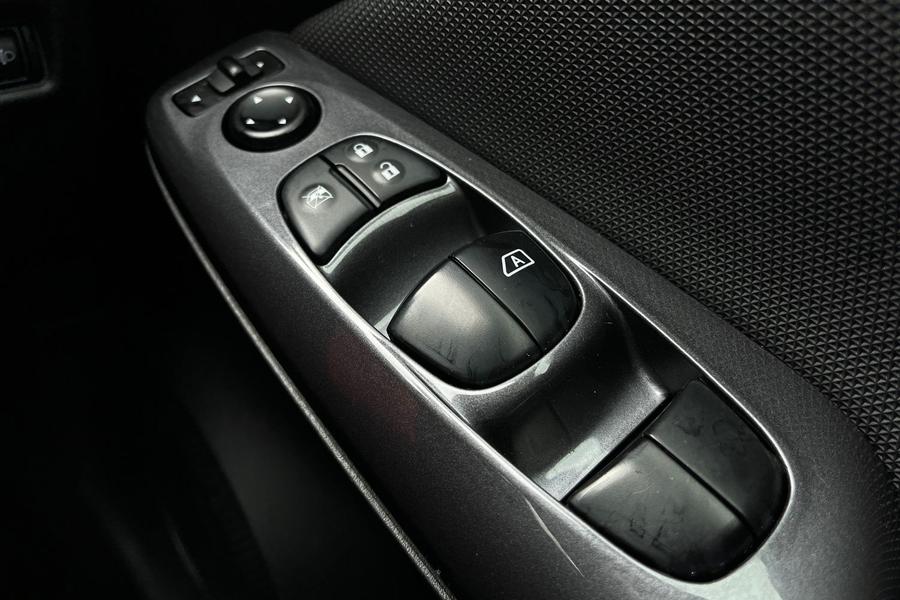 Nissan Juke Photo autoimg-1a2f0f9500c8694f635c9e6a3f05a427c2fa40e2.jpg