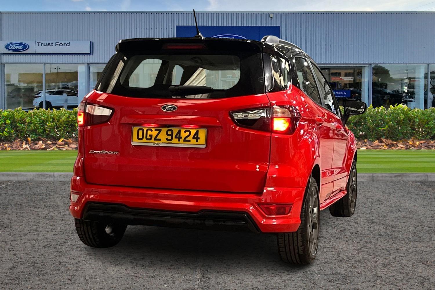 Ford ECOSPORT Photo 3