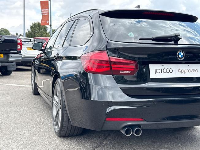 BMW 3 Series Photo 28