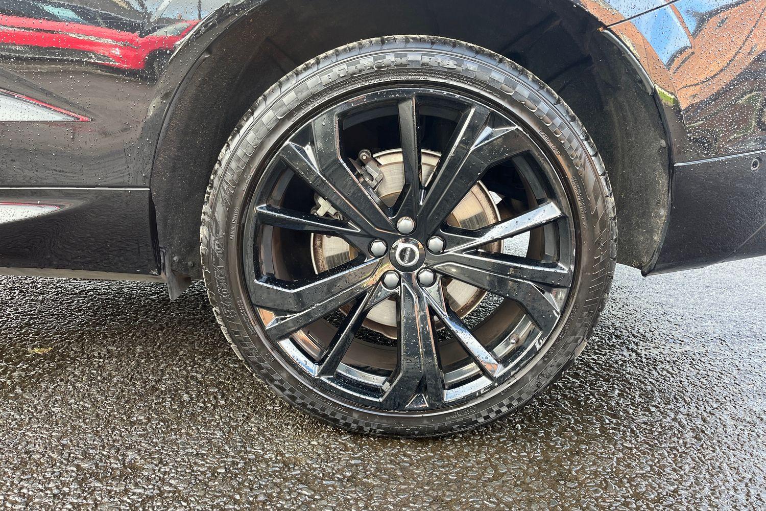 Volvo XC60 Photo 7