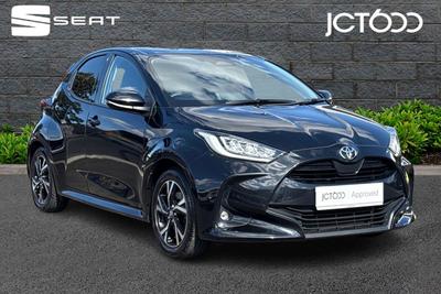 2024 TOYOTA Yaris 1.5 VVT-h Design Hatchback 5dr Petrol Hybrid E-CVT (116 ps) at JCT600