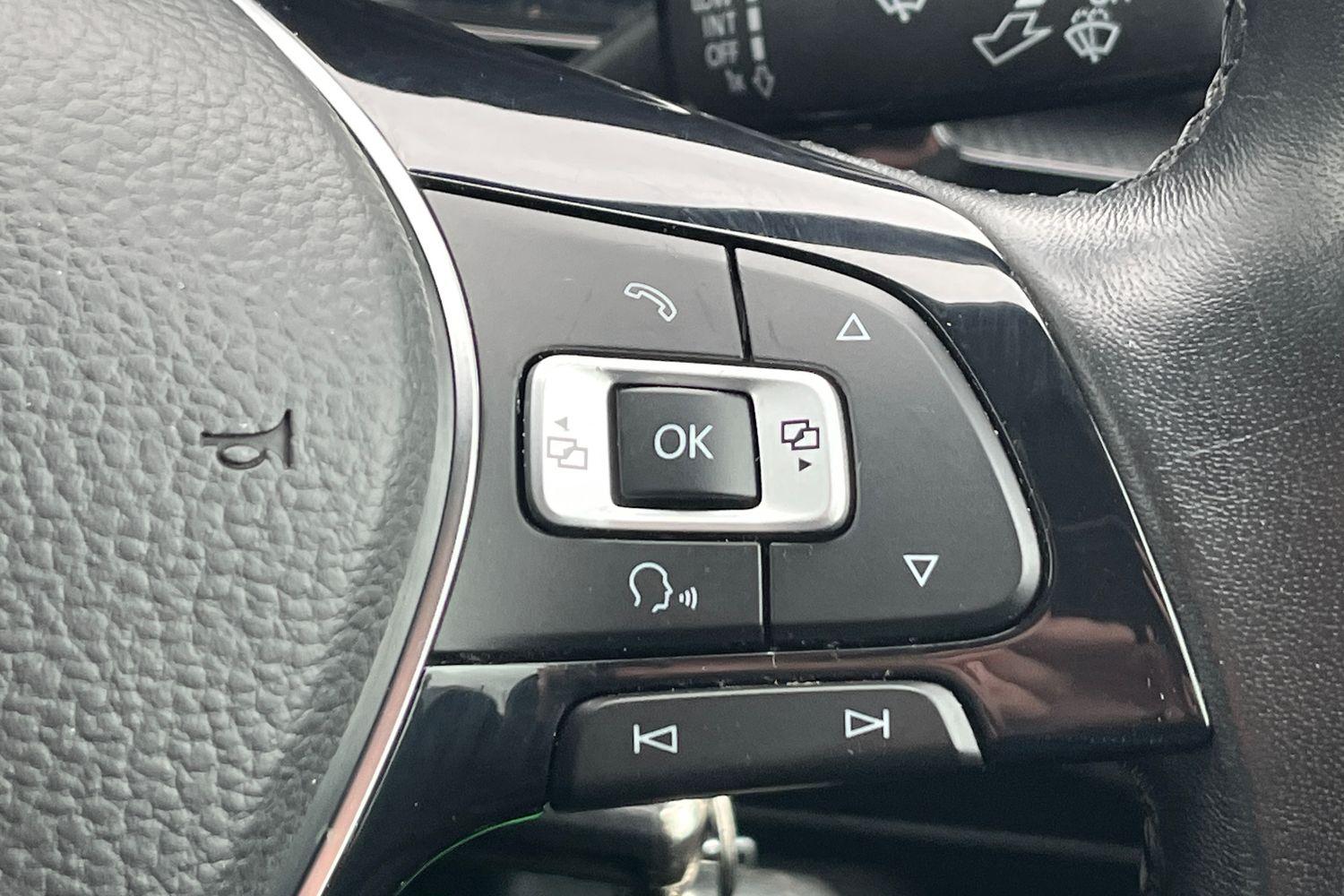 Volkswagen TOURAN Photo 38