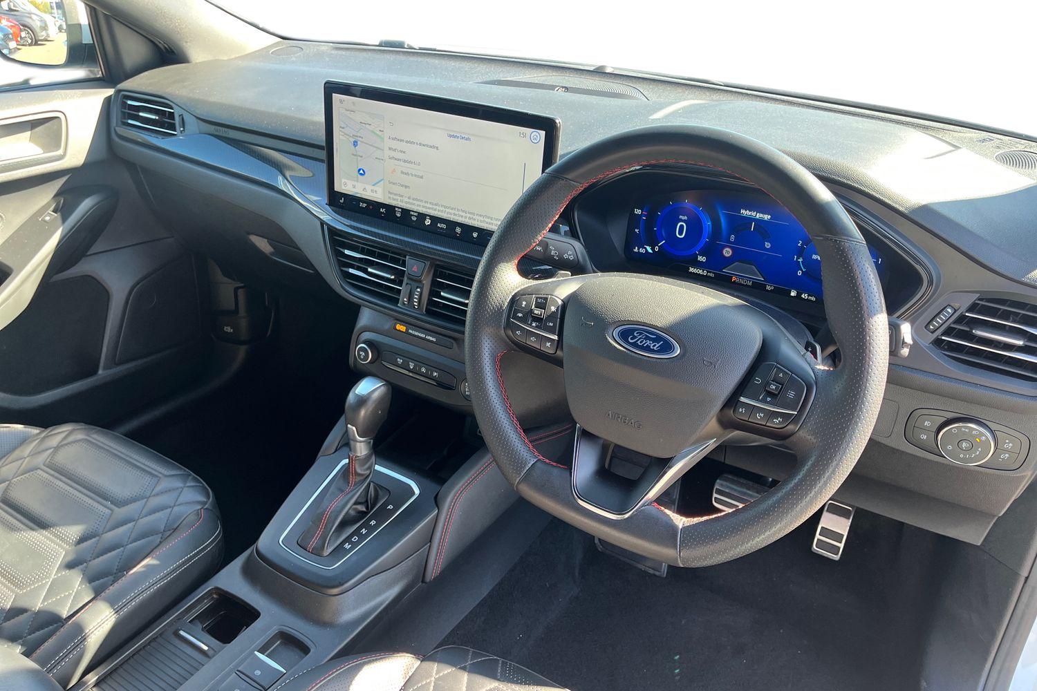 Ford FOCUS Photo 8