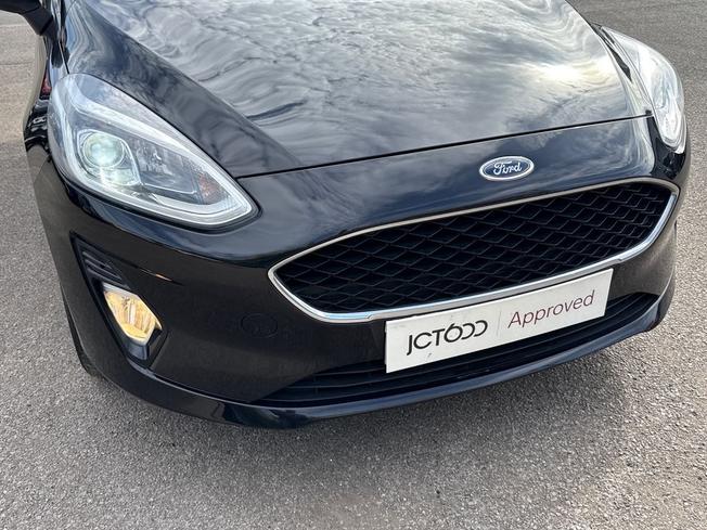 FORD Fiesta Photo 29