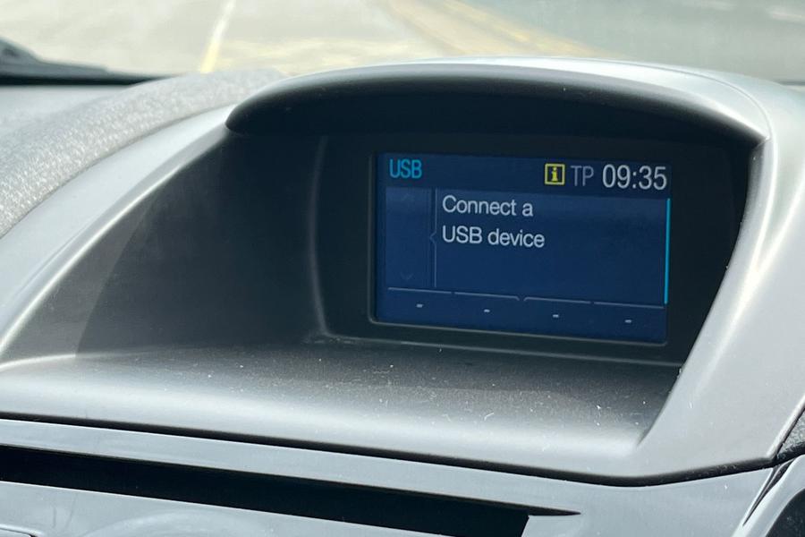 Ford FIESTA Photo autoimg-1a404316b0c38886fd584da44eed119f3bdd3318.jpg
