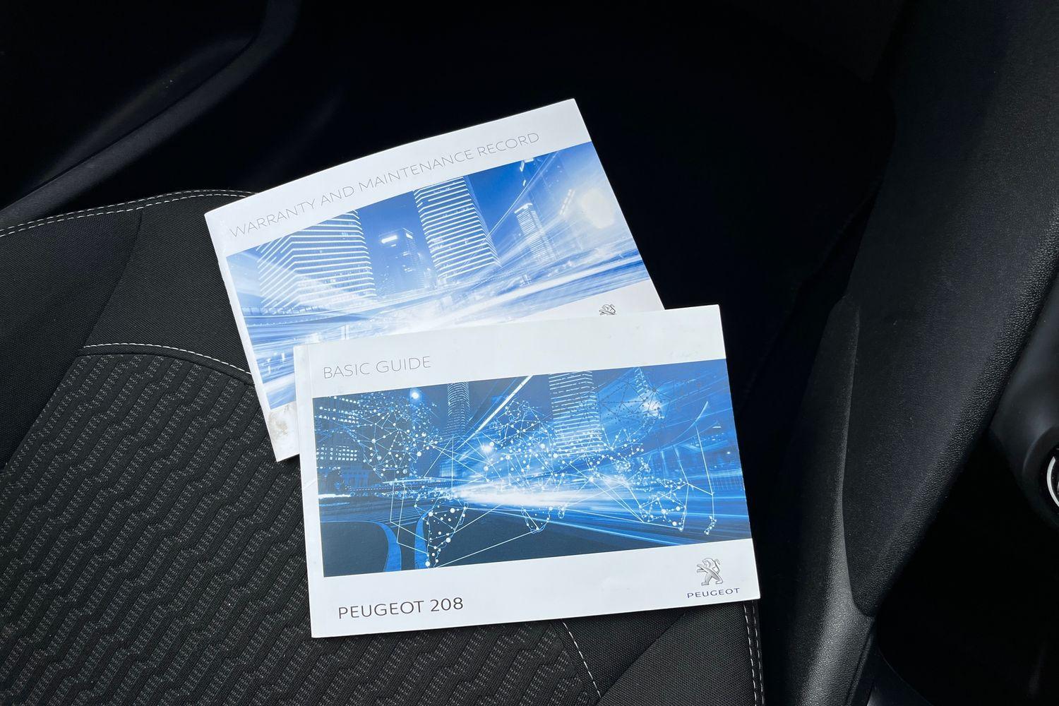 Peugeot 208 Photo 21