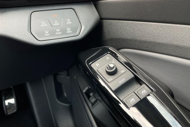 Volkswagen ID.4 Photo 40