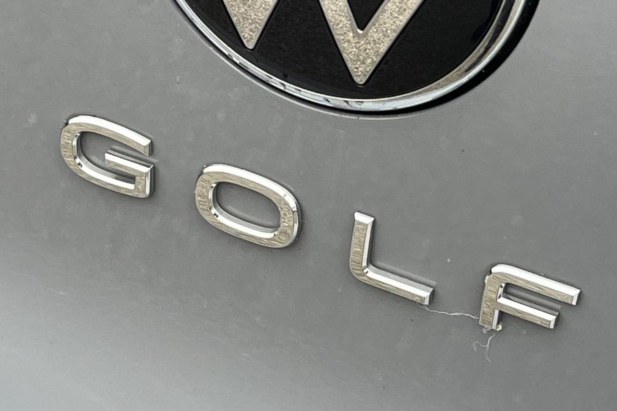 Volkswagen Golf Photo autoimg-1a4b984a641f6a0c28a77d550fdc6dd484ccd999.jpg